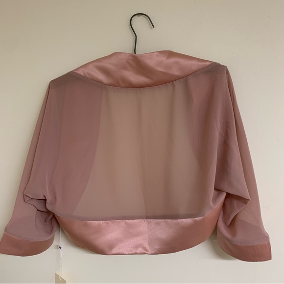 NWT Sheer & Satin Bolero Shrug - Picture 5 of 8